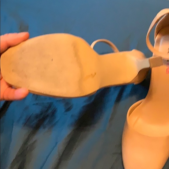 Just Fab Tan Nude Heels Size 7.5 Great Condition! - Picture 3 of 4